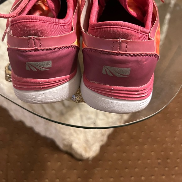 Size 6 Marika multi color pink/yellow all man made materials footwear - Picture 8 of 8